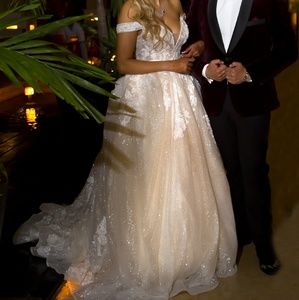 Wedding gown